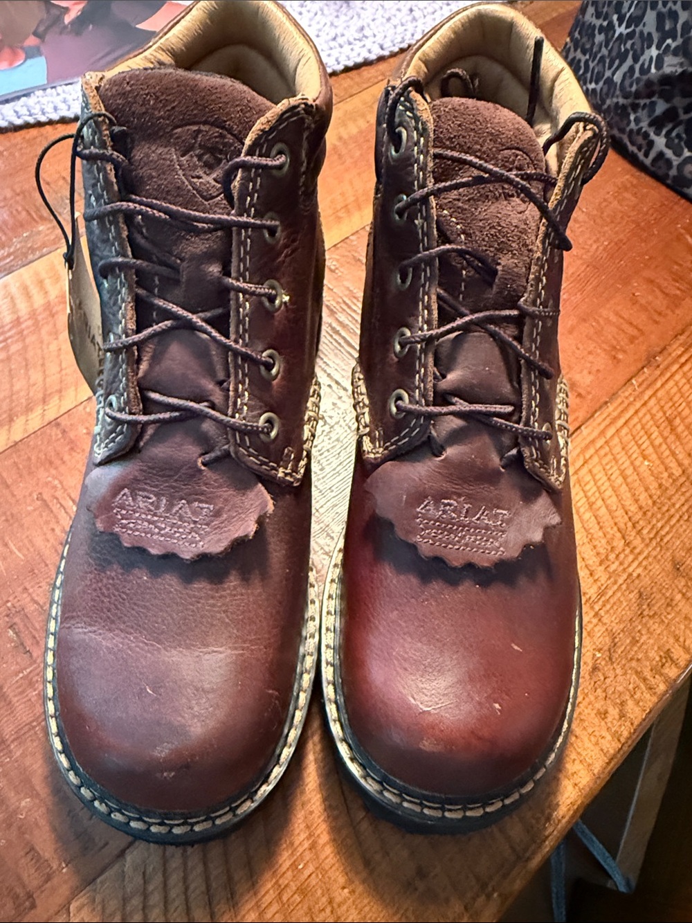 Ariat Women’s Dark Brown Leather Lace-Up Boots New With Tags size 6.5